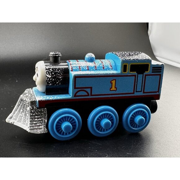 Snow Covered Thomas Wooden Railway Vtg 2003 Train Engine Learning Curve Limit-1 - Picture 3 of 15